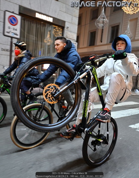 2021-12-30 Milano - Critical Mass 38